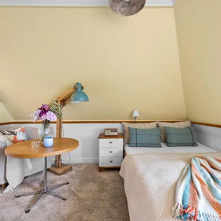 Haus Friedeburg App Emma Rantum Auf Sylt
